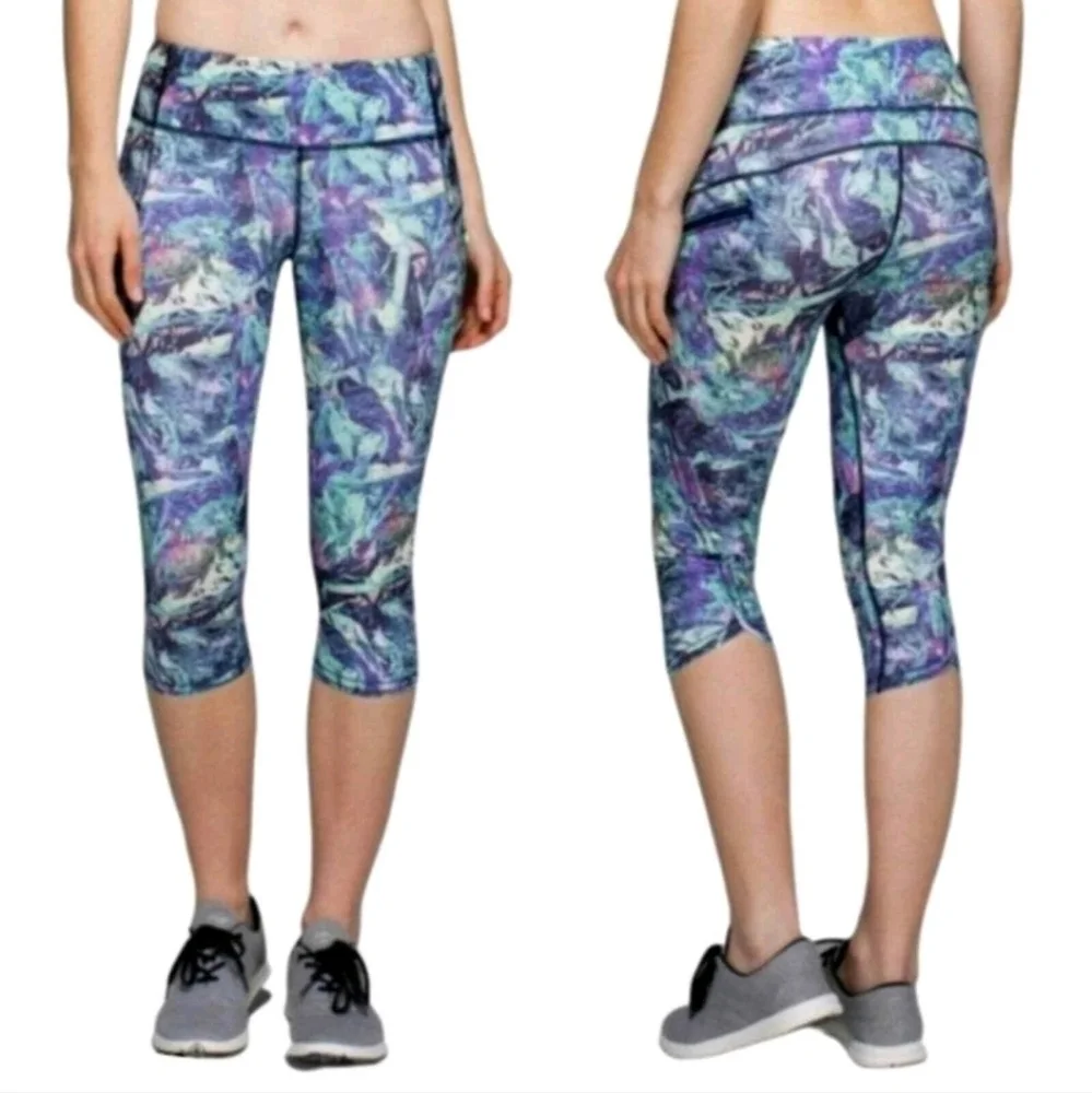 Lululemon Women's Run Top Speed Iridescent Multi-color Crop‎ Leggings 4